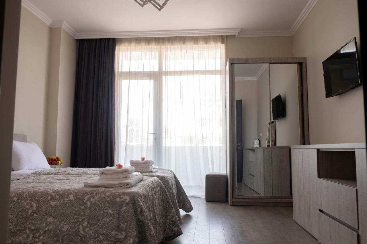 Art Hotel Batumi Exterior foto