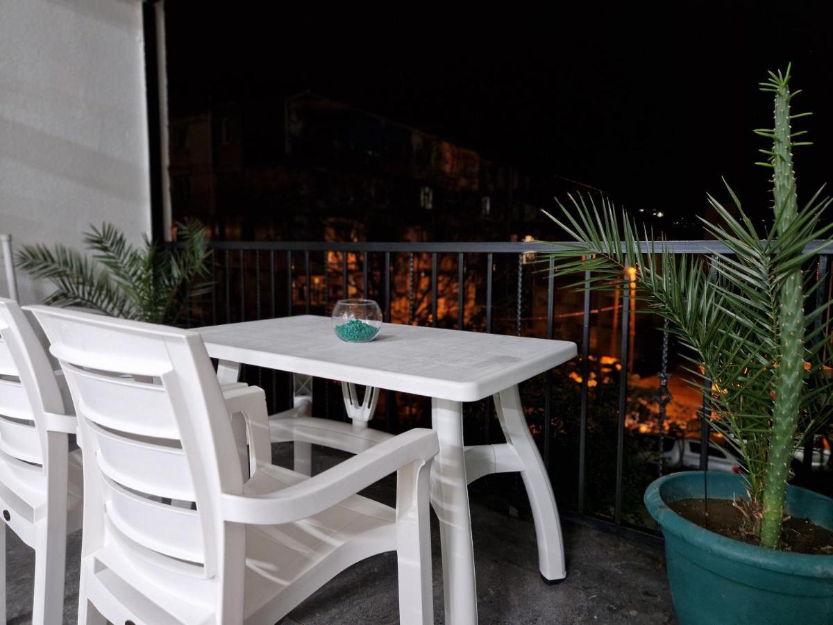 Art Hotel Batumi Exterior foto