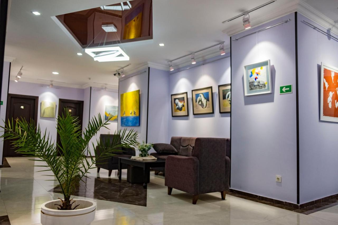 Art Hotel Batumi Exterior foto